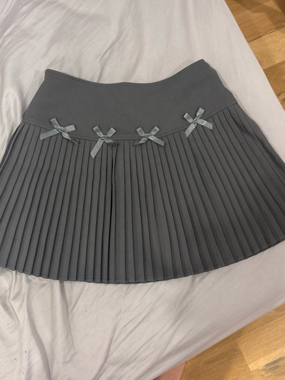 Pleated Mini Skirt with Bow Trim - Gray